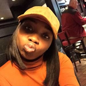 Meet your Posher, Shamira